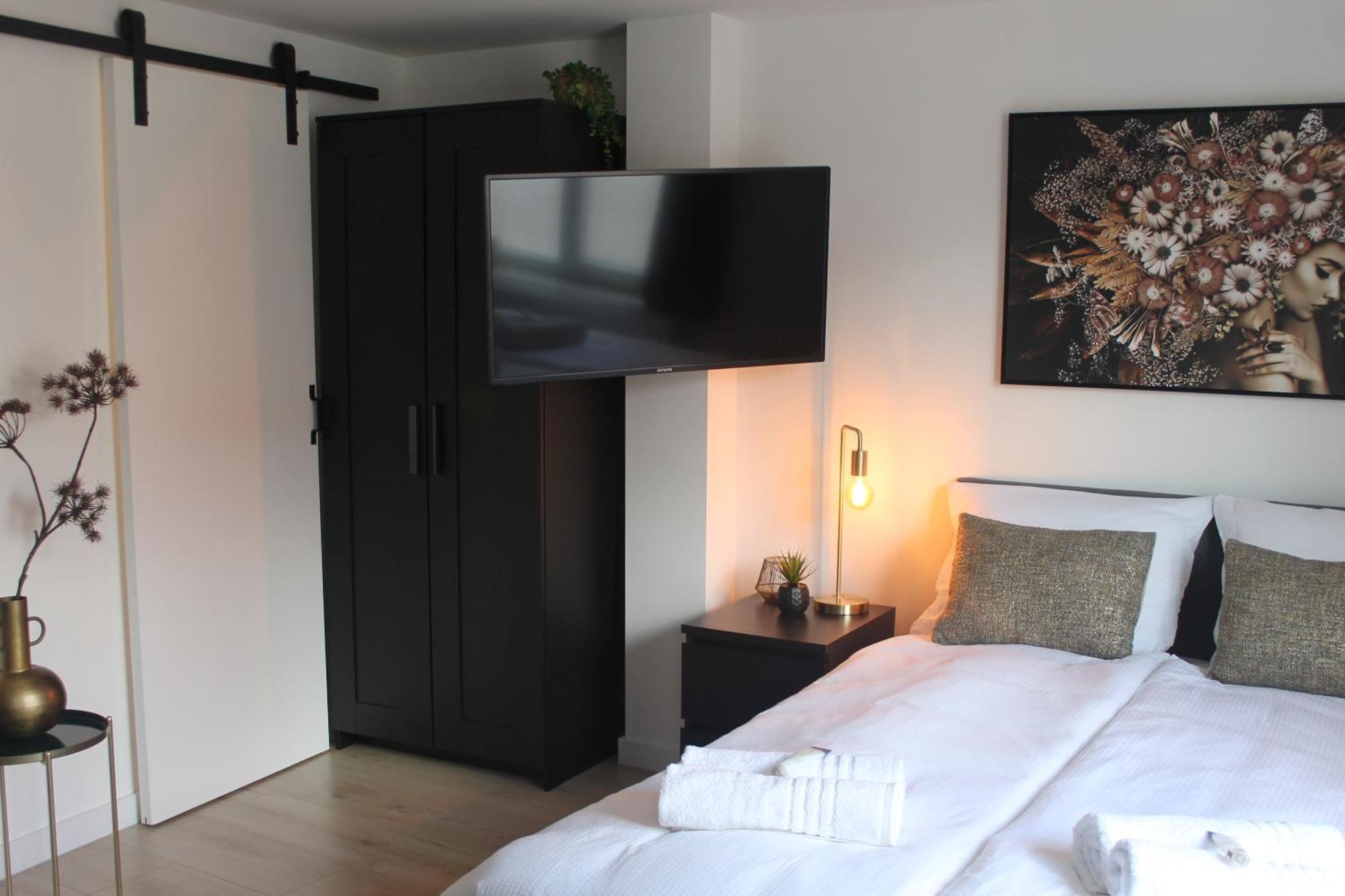B&K Urban City Suites Tilburg Bagian luar foto
