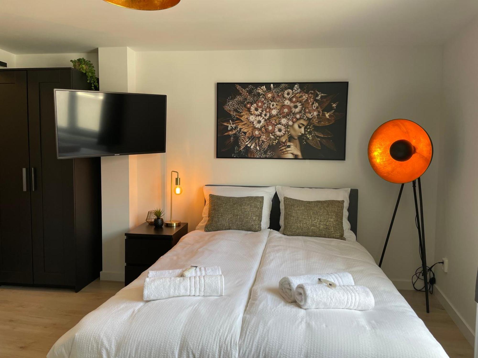 B&K Urban City Suites Tilburg Bagian luar foto