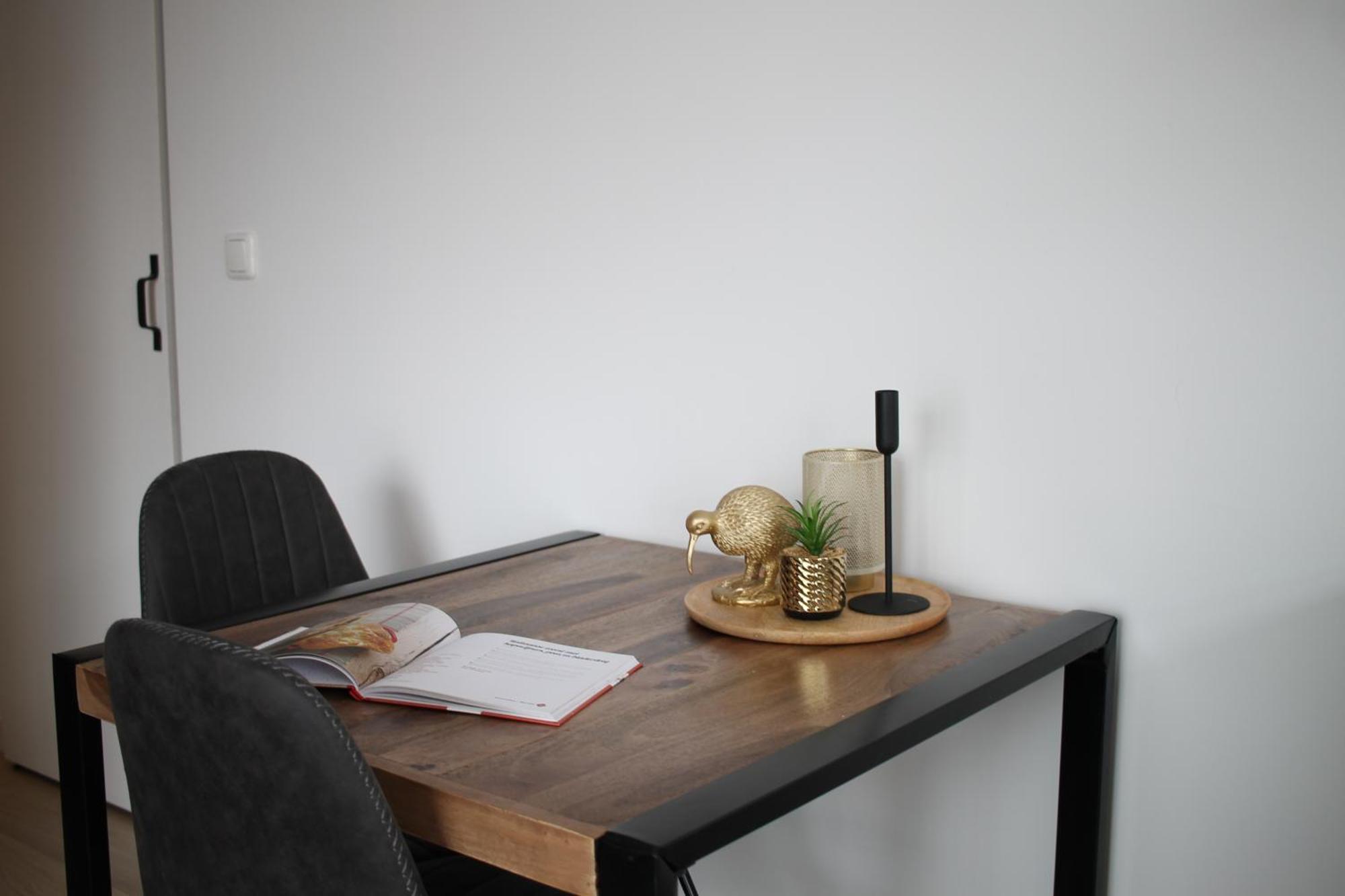 B&K Urban City Suites Tilburg Bagian luar foto