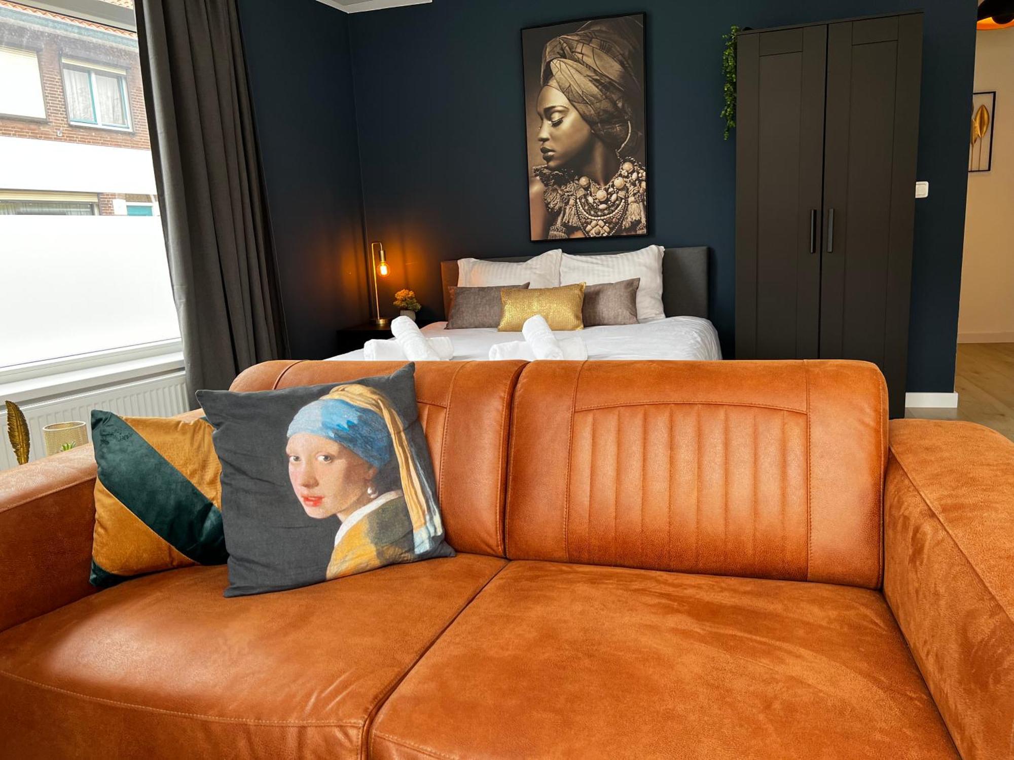 B&K Urban City Suites Tilburg Bagian luar foto