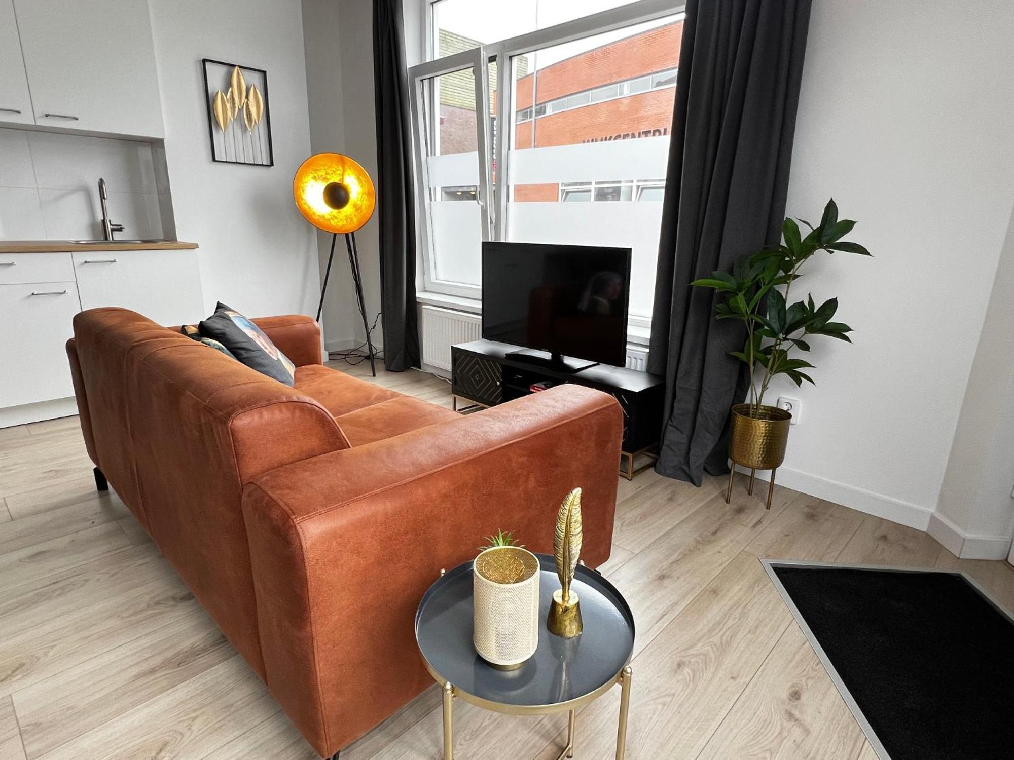 B&K Urban City Suites Tilburg Bagian luar foto